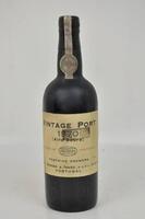 Lote 1277 - Lote de Garrafa de vinho do Porto "Borges" vintage - 1970. Com valor de venda em www.garrafeiranacional.com de 135€. Para coleccionadores.