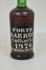 Lote 1283 - Lote de Garrafa de Vinho do Porto BARROS, Colheita 1974, aloirado doce, engarrafado em 1982, para coleccionador. - 2