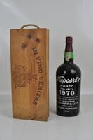 Lote 1360 - Lote de garrafa magnum (1,5 Lt) de Vinho do Porto, NIEPOORT colheita de 1970, engarrafado em 1984. Para coleccionador. Preço garrafeira aprox. 390 €.