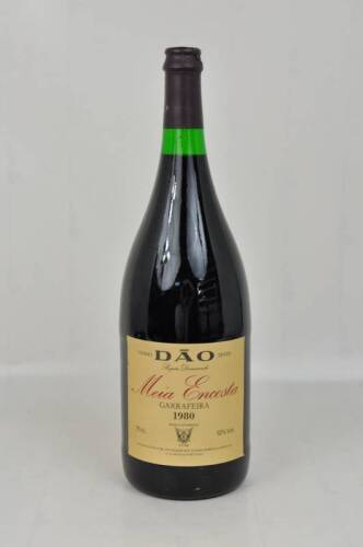 Lote 1377 - Lote de Garrafa de vinho tinto Magnum Dão "Meia Encosta" - garrafeira - 1980. Para coleccionadores.