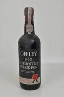 Lote 1590 - Lote de Garrafa de vinho do Porto "Offley" - Vintage - 1963. Vinho de grande qualidade. Para coleccionadores.