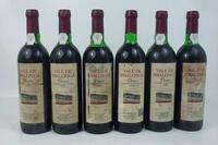 Lote 1596 - Lote de seis garrafas de vinho tinto Vale de Ribalonga, colheita de 1997, Douro. Para coleccionadores. Nota: pequenas falhas e manchas nos rótulos.