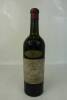 Lote 1604 - Lote de uma garrafa de vinho tinto Evel, Real Companhia Vinlcola do Norte de Portugal, colheita de 1947 (escrito manualmente no rótulo). Vinho raro, para coleccionadores. Nota: com perda.