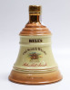 Lote 91 - WHISKY BELL'S EXTRA SPECIAL - Garrafa Decanter de Whisky, Old Scotch Whisky, Extra Special, (750ml - 43%vol). Nota: garrafa semelhante à venda por € 122,48 (USD 138). Em caixa de cartão original. Consultar valor indicativo em https://www.worldwi - 3