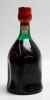 Lote 95 - PRESIDENTIAL PORT 10 YEARS OLD - Garrafa de Vinho do Porto Aloirado Doce. Matured in wood. Engarrafado em 1978. C. Da Silva S.A.R.L - Oporto. (75cl). Encontra-se totalmente fechada. Nota: Garrafa para colecionadores. - 3