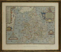 Lote 24 - MAPA INGLÊS - mapa de Inglaterra e Gales, "Saxton's Map of England and Wales in 1579, impresso por Taylowe Limited em 1963, British Museum Maps, com moldura em madeira dourada. Dimensão: 52x61 cm. Moldura com lacunas