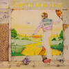 Lote 103 - LP VINIL - Elton John "Goodbye Yellow Brick Road", disco duplo de vinil de 33 rpm de 1973