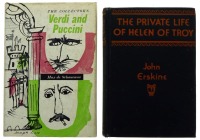 Lote 136 - LIVROS DIVERSOS DO SÉC. XX - 2 Vols. Edições em língua inglesa. "The Private Life of Helen of Troy", de John Erskine; "Verdi and Puccini", de Max de Schauensse, 1962. Dim: 21x15 cm (maior). Encadernações cartonadas. Nota: sinais de manuseamento