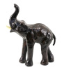 Lote 21 - ELEFANTE DECORATIVO - Revestimento em pele com decoração relevada. Dim: 40 cm (altura) - 3