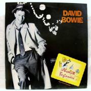 Lote 1153 - LP de vinil - David Bowie - Absolute Beginners, 1986 Virgin Records Ltd., Nota: em estado entre Bom e Muito Bom
