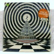 Lote 1290 - LP de vinil - The Blue Oyster Cult, Tirania y Mutacion, 1973 CBS inc, reedição 1985, Nota: em estado entre Bom e Muito Bom