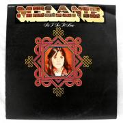 Lote 1633 - LP de vinil - Melanie - As I see it now, 1975 Neichborhood records, Nota: em estado entre Bom e Muito Bom
