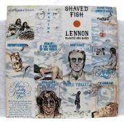 Lote 1694 - LP de vinil - Lennon & Plastic ono band - Shaved fish , EMI records, Valentim de Carvalho, Nota: em estado entre Bom e Muito Bom