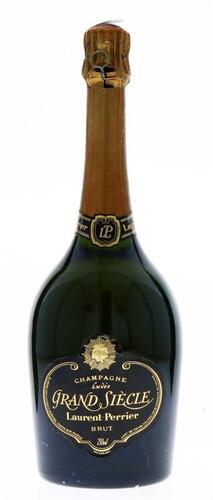 Lote 11 - CHAMPAGNE LAURENT-PERRIER GRAND SIÈCLE - Garrafa de Champagne Francês, Cuvée Brut, Laurent-Perrie, Tours Sur Marne, França, (750ml). Nota: garrafa similar à venda por € 160. Consultar valor indicativo em https://t.ly/EqAz