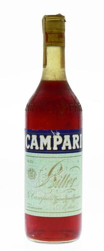 Lote 18 - CAMPARI BITTER - Garrafa de Campari Bitter, Milano, Fabricado em Portugal por Carvalho, Ribeiro & Ferreira, (1000ml - 28,5%vol.). Nota: garrafa antiga com rolha de cortiça. Garrafa idêntica foi vendida por € 200 na Oportunity Leilões. Consultar 