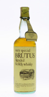 Lote 47 - WHISKY BRUTUS 5 ANOS- Garrafa de Whisky, Brutus, 5 Anos, Very Especial, 100% Scotch, (750ml - 43%vol.). Nota: garrafa dos anos 1970s