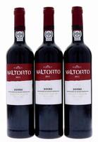 Lote 148 - VALTORTO 2011 - 3 garrafas de Vinho Tinto, DOC, Douro, Valtorto 2011, das Castas Touriga Franca, Tinta Roriz, Touriga Nacional e Tinto Cão, produzido e engarrafado por Wiese & Krohn Sucrs Ldª, (750ml - 14%vol.). Nota: engarrafamento limitado de