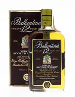 Lote 361 - WHISKY BALLANTINE'S 12 ANOS - Garrafa de Whisky, Very Old Scotch Whisky, George Ballantine & Son, Scotland, (750ml - 43%vol.). Nota: garrafa dos anos 1980s. Em caixa de cartão original