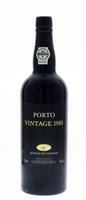 Lote 450 - PORTO QUINTA DE COVELOS VINTAGE 1983 – Garrafa de Vinho do Porto, Vintage 1983, José Carlos Morais Cruz, (750ml – 19%vol). Nota: garrafa idêntica foi vendida por € 50 na Oportunity Leilões. Consultar valor indicativo em https://t.ly/naVa