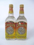 Lote 2053 - Conjunto 2 Garrafas Tequila Cancún - Importado - Produto de México.