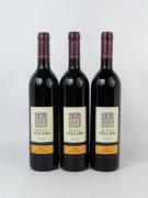 Lote 2599 - Três garrafas de Vinho Tinto Quinta do Vallado Douro 2005 Reserva, Peso da Règua