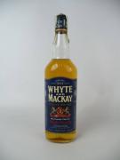 Lote 2771 - Garrafa Whisky White and Mackay.