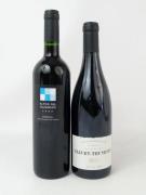 Lote 2775 - Duas garrafas de Vinho Tinto, garrafa de Altos Del Cuadrado 2005 Jumilla Denominación de Origen e garrafa de Calvet-Thunevin Récolte 2005 Côtes du Roussillon Villages "Les Dentelles"