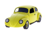 Lote 31 - SOLIDO, VOLKSWAGEN COCCINELLE (1949) - Miniatura automóvel à escala 1:17 em metal amarelo. Solido. Nota: em caixa de outra marca. Miniatura com possíveis alterações artesanais