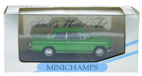 Lote 63 - MINICHAMPS, BMW 1602-2 - Miniatura automóvel à escala 1:43 em metal verde. Paul's Model Art Minichamps. Nota: em caixa original