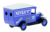 Lote 89 - COLECÇÃO DN "DAYS GONE", CHEVROLET VAN (1928) - Miniatura automóvel à escala 1:43 em metal azul com propaganda da Nivea. Lledo. Nota: em caixa original - 4