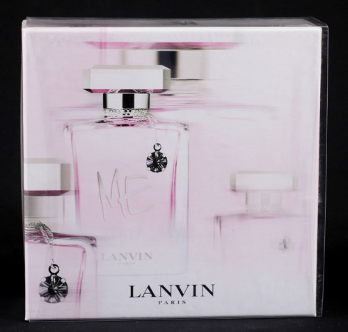 Lote 4 - LANVIN PARIS, ME L`EAU, COFFRET - Eau de Toilette + Perfumed Body Lotion "Me L`Eau", Made in France, 50 ml + 100 ml. Nota: sem uso, caixa não selada