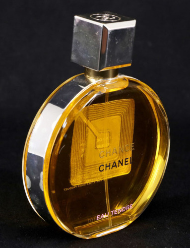 Lote 72 - CHANEL, FRASCO DE PERFUME, TESTER - Eau de Parfum Tendre "Chance", Made in France, 100 ml. Nota: sem uso, com tampa, sem caixa