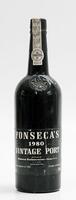 Lote 37 - PORTO FONSECA´S VINTAGE 1980 - Garrafa de Vinho do Porto, engarrafado em 1982, (750ml - 21% vol). Nota: garrafa idêntica por € 92,50. Consultar https://tinyurl.com/pvhkhs