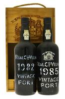 Lote 53 - PORTO REAL COMPANHIA VELHA - 2 garrafas de Vinho do Porto sendo 1 garrafa Vintage 1982 e 1 garrafa Vintage 1985, Real Companhia Velha, Vila Nova de Gaia, (750ml - 21%vol.). Nota: conjunto com um valor de venda de € 133. em caixa de madeira origi