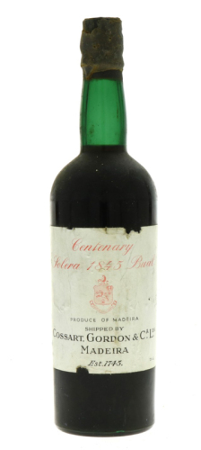 Lote 123 - MADEIRA COSSART GORDON 1845 - Garrafa de Vinho da Madeira, Centenary, Solera Bual 1845, Cossart, Gordon & Cª, (750ml). Nota: garrafa idêntica à venda por € 1.790. Consultar valor indicativo em https://www.garrafeiranacional.com/1845-madeira-cos