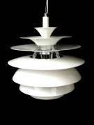 Lote 3576 - Candeeiro de tecto - Réplica - “PH SnowBall” de Louis Poulsen, PVP do móvel original 1.899€, http://www.einrichten-design.de/de/ph-kugel-lamell-p5769-c94.html, Metal Branco, Dimensões: 50x40x40cm, Nota: Novo