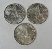 Lote 138 - Três moedas de 20$00 em prata República Portuguesa "Ponte Salazar" 1966