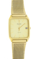 Lote 10 - ACCURIST, RELÓGIO DE PULSO - Modelo 353000. Caixa em aço dourado com 34x27 mm e bracelete em aço dourado. Movimento de quartzo. Mostrador com marcadores e data às 3 horas. Nota: a funcionar