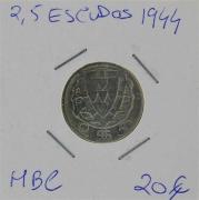 Lote 604 - Numismática - Moedas; Portugal; 2,5 Escudos 1944 Moeda em PRATA; Estado: MBC; Cotação pelo anuário numismática 2013 - 20€