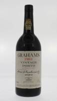 Lote 1335 - Garrafa de Vinho do Porto, Graham's 1983 Vintage Port