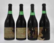 Lote 1618 - Quatro garrafas de vinho tinto da Região do DOURO, da marca RESERVA ESPECIAL - CASA FERREIRINHA, colheita seleccionada 1974. Á venda em sites da especialidade com P.V.P. de 98,00€ (cada garrafa) - www.garrafeiranacional.com. Nota: Apresenta perda, alguns rótulos danificados, algumas rolhas em mau estado