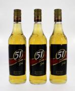 Lote 1633 - Três garrafas de Cachaça, 51 Gold
