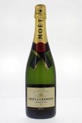 Lote 1650 - Garrafa de Moet & Chandon Imperial Brut, Champagne, France