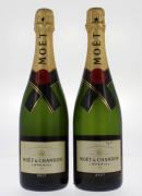 Lote 1753 - Duas Garrafas de Moet & Chandon Imperial Brut, Champagne, France