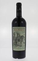 Lote 1895 - Garrafa de vinho tinto, da região do Alentejo, da marca Pêra - Manca, 2003, foram produzidos 24.000 litros em garrafas numeradas cabendo a esta o n.º 01012, (14% vol. - 750 ml), á venda em sites da especialidade com P.V.P. de 245,00 € - www.ga