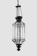 Lote 38 - Lanterna para vela em latão e vidro lapidado, de pendurar, com 57 cm de altura Nota: com sinais de uso