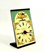 Lote 134 - Relógio de mesa "Owen Davies Llanidloes", com 14x9x,5x6 cm. Nota: Sem pilha, não testado