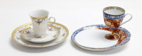 Lote 76 - CHÁVENAS EM PORCELANA - chávena de pé alto com prato em porcelana oriental design by Shibata etamapada com motivos florais policromados e dourados, e chávena com pires e prato de doce em porcelana alemã estampados com grinaldas de flores e friso