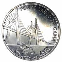 Lote 15 - PORTUGAL, MOEDA DE 500 ESCUDOS EM PRATA 500, ANO 1998 - Moeda da República Portuguesa de 1998, Ponte Vasco da Gama. Peso indicativo: 14 g. Dim: 30 mm (diâmetro). Nota: sem classificação atribuída pela Oportunity Leilões, cabe ao licitante atribu