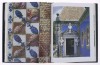 Lote 4 - AZULEJOS. ARTE E HISTÓRIA. AZULEJARIA DE PALÁCIOS, JARDINS E IGREJAS EM LISBOA E ARREDORES - Rioletta Sabo e Jorge Nuno Falcato; fotografias de Nicolas Lemonnier, Lisboa, Edições Inapa, 1998. Profusamente ilustrado. Encadernação editorial em tela - 3